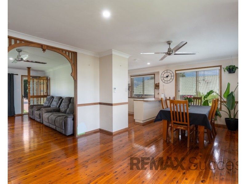 17 Candlebark Court, Glenvale QLD 4350