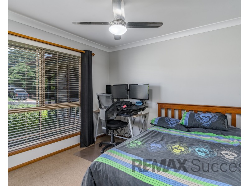 17 Candlebark Court, Glenvale QLD 4350