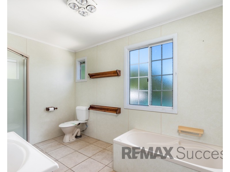 310 Alderley Street, Kearneys Spring QLD 4350