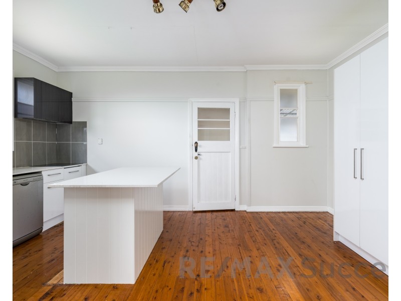 254 North Street, Rockville QLD 4350