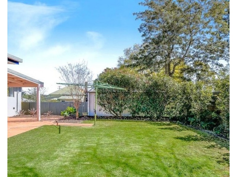 91 Jellicoe Street, North Toowoomba QLD 4350
