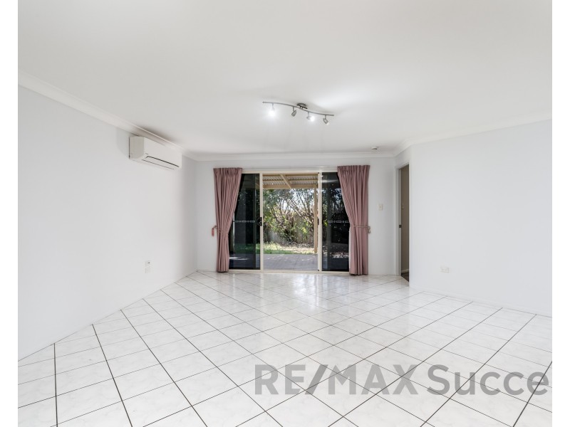 11 Ridgewood Drive, Middle Ridge QLD 4350
