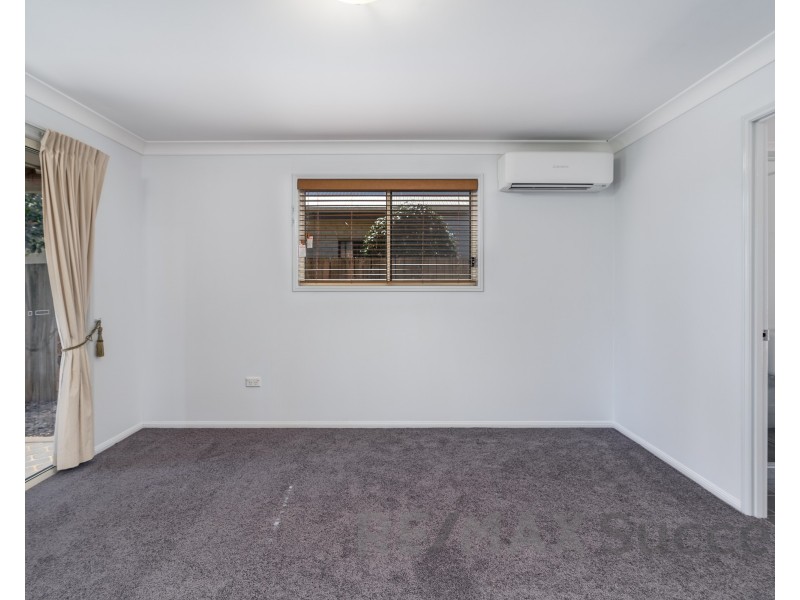 11 Ridgewood Drive, Middle Ridge QLD 4350