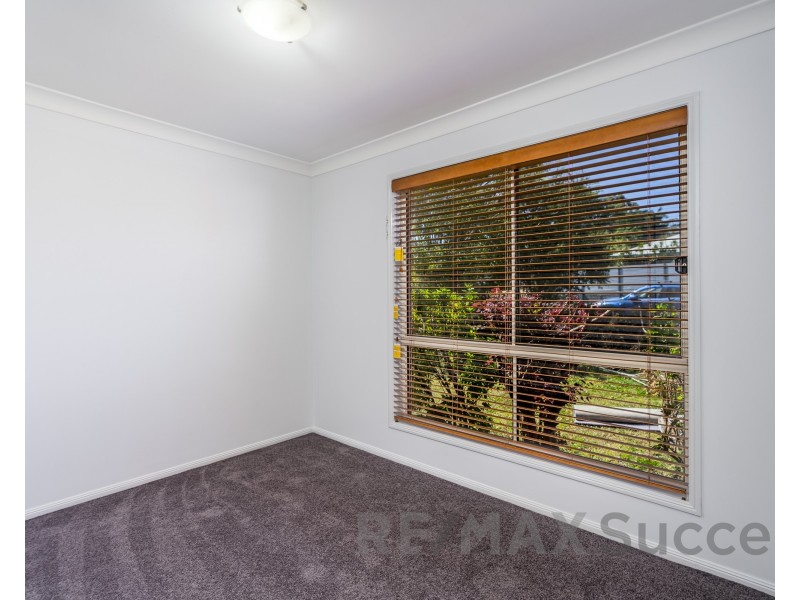 11 Ridgewood Drive, Middle Ridge QLD 4350