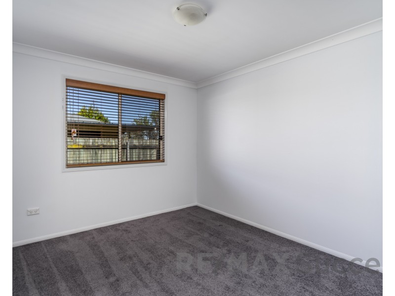 11 Ridgewood Drive, Middle Ridge QLD 4350