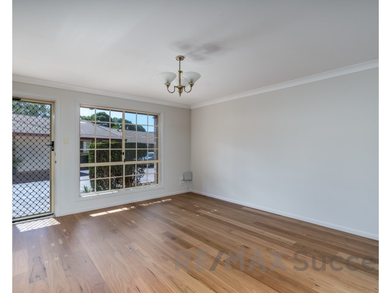 2/228 Mackenzie Street, Rangeville QLD 4350