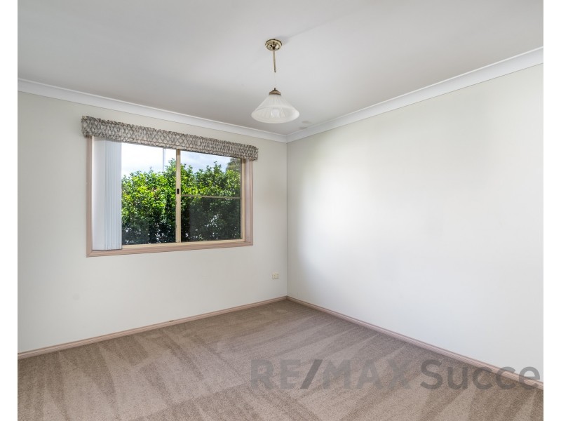 2/228 Mackenzie Street, Rangeville QLD 4350