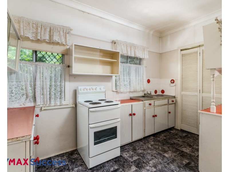 8 Ramsay Street, South Toowoomba QLD 4350