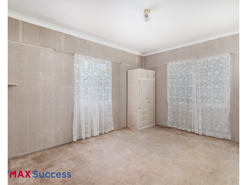 8 Ramsay Street, South Toowoomba QLD 4350