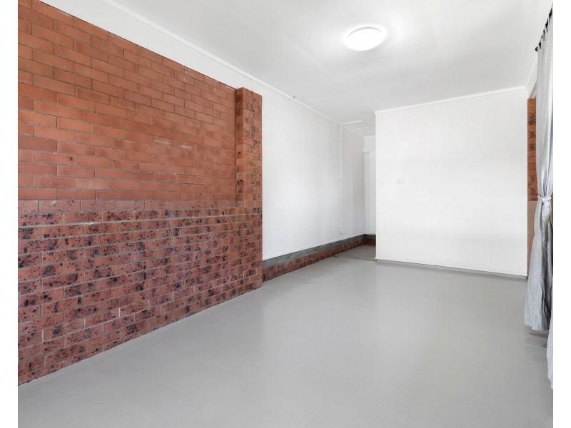1 Regent Street, Darling Heights QLD 4350
