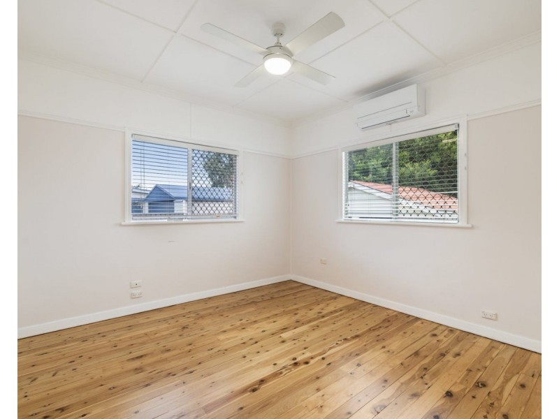 737 Ruthven Street, South Toowoomba QLD 4350