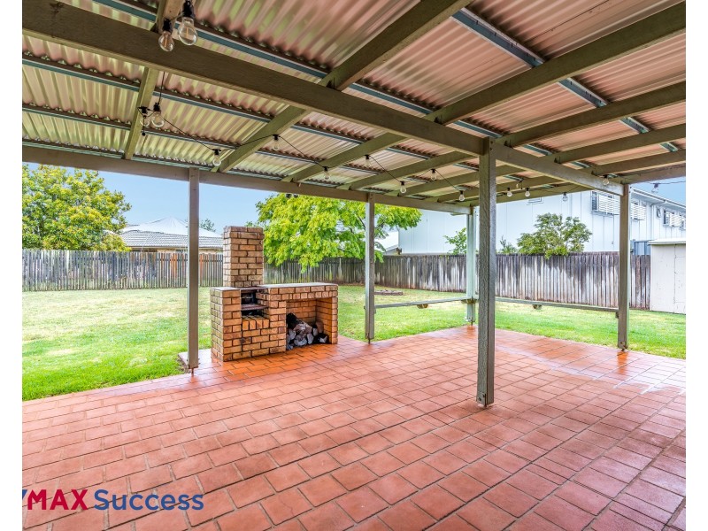 235 Nelson Street, Kearneys Spring QLD 4350