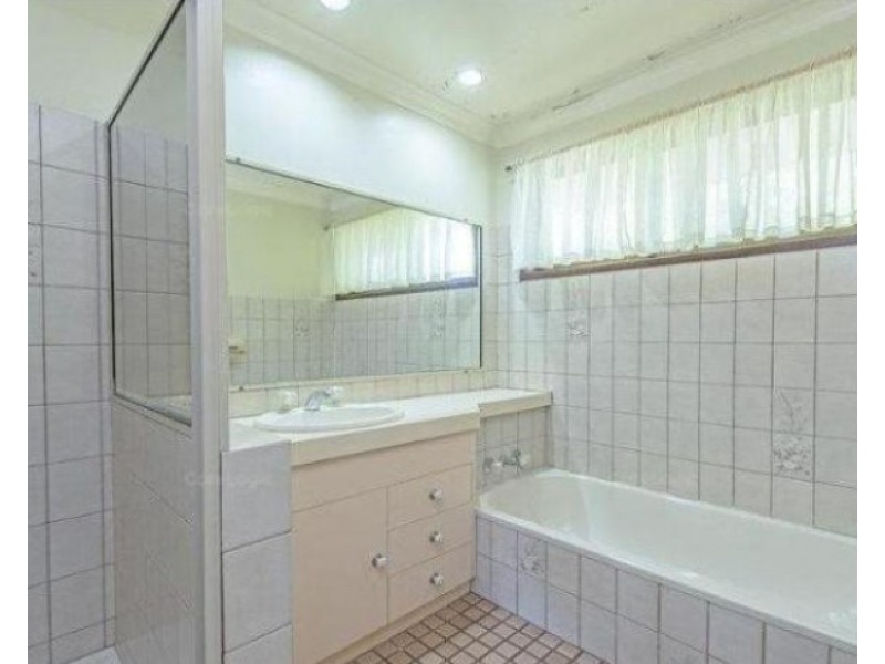 43 Champagne Crescent, Wilsonton Heights QLD 4350