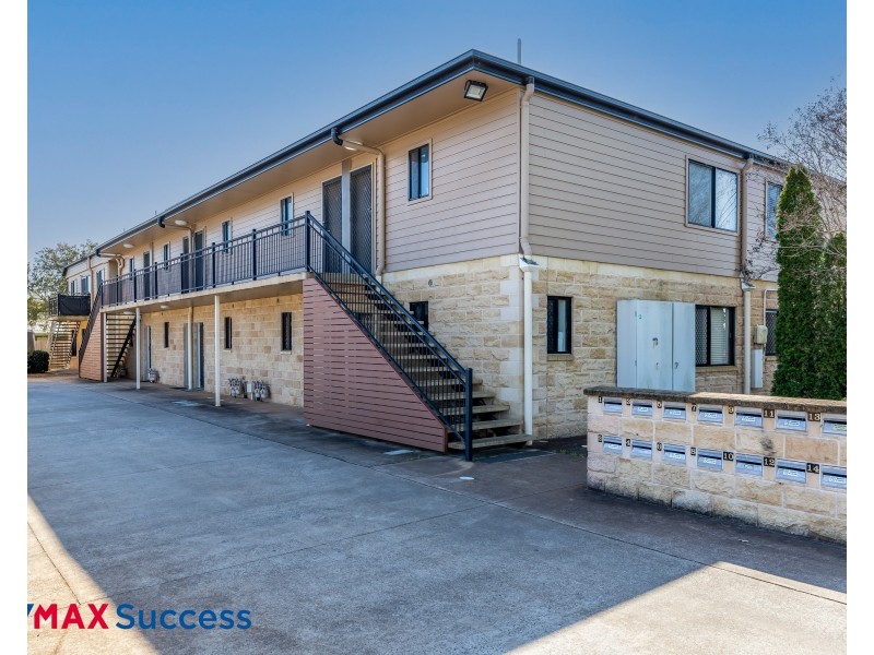 9/1-3 Uniplaza Court, Kearneys Spring QLD 4350