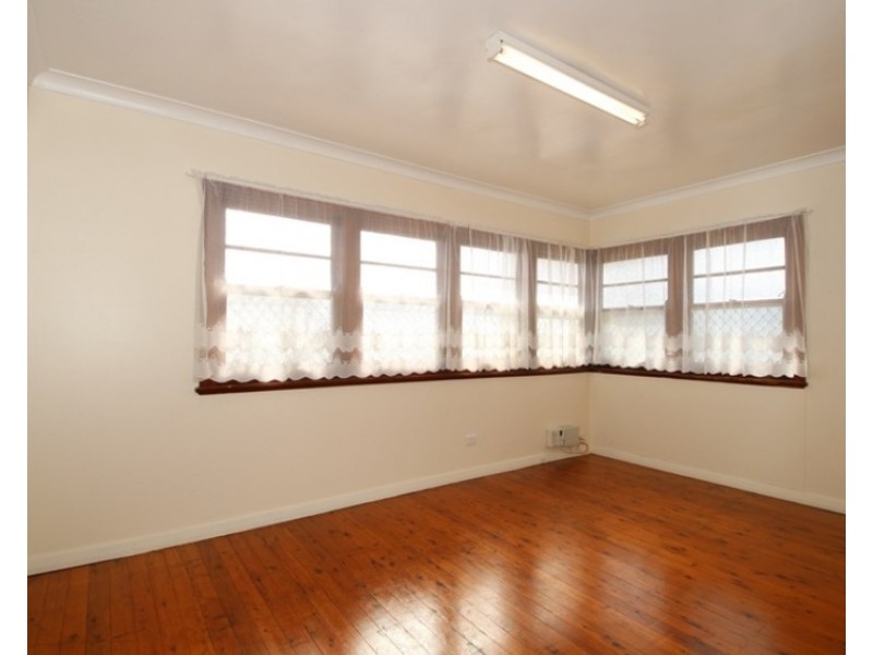 707 Ruthven Street, South Toowoomba QLD 4350