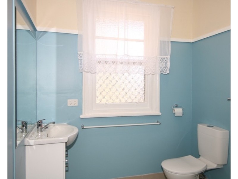 707 Ruthven Street, South Toowoomba QLD 4350