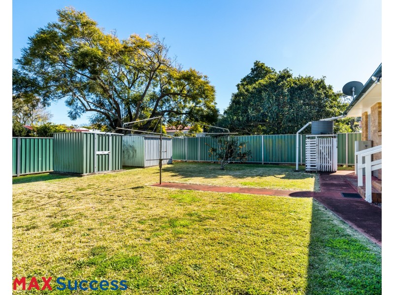 3 Clyde Street, Mount Lofty QLD 4350