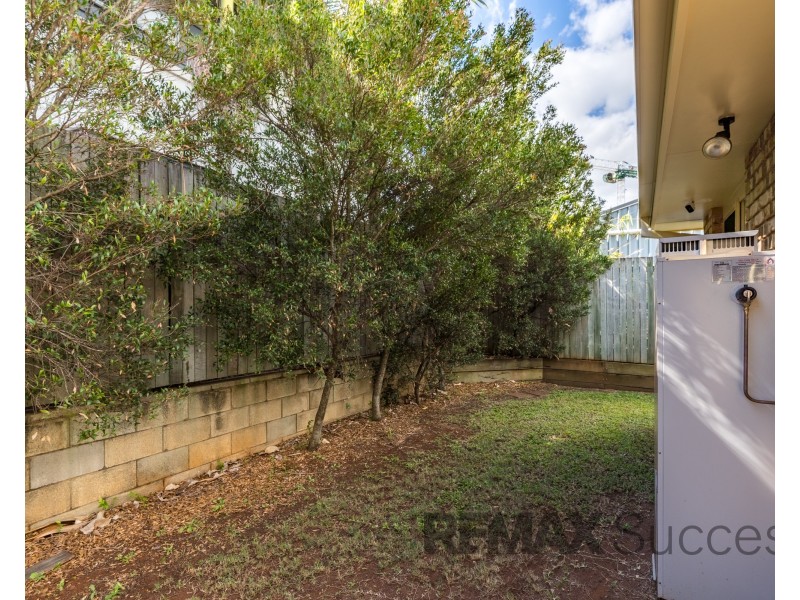 3/13 Mirle Street, Newtown QLD 4350
