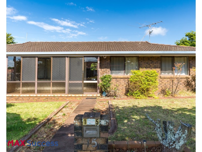 15 Aruma Street, Wilsonton Heights QLD 4350