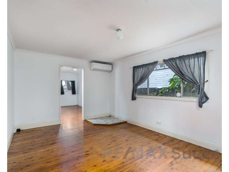 14 Hagan Street, North Toowoomba QLD 4350