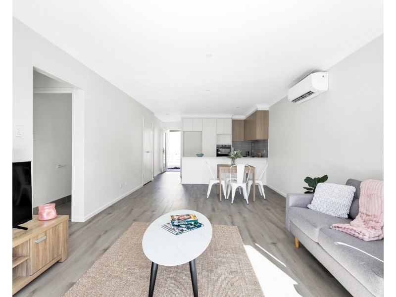 2/5 Noll Street, Kearneys Spring QLD 4350