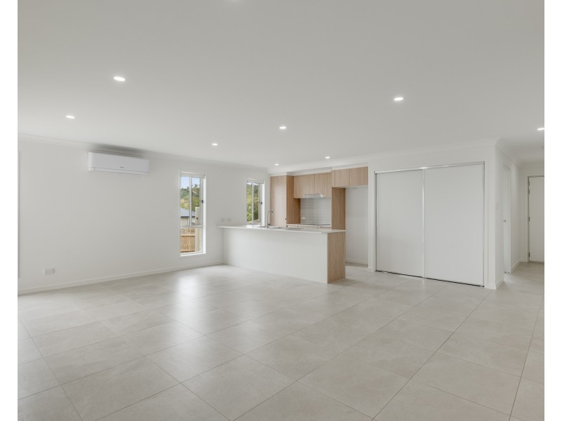 10 Rivergum Esplanade, Cotswold Hills QLD 4350