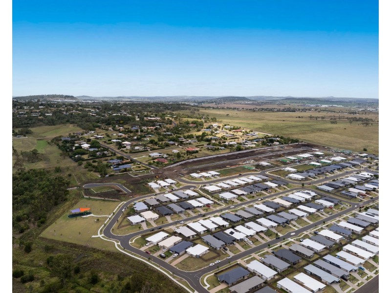 10 Rivergum Esplanade, Cotswold Hills QLD 4350