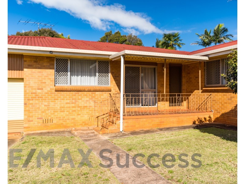 26 Joyce Street, South Toowoomba QLD 4350