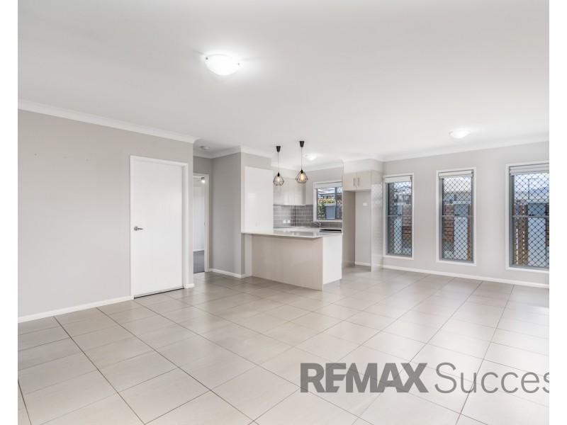 2/541 South Street, Glenvale QLD 4350
