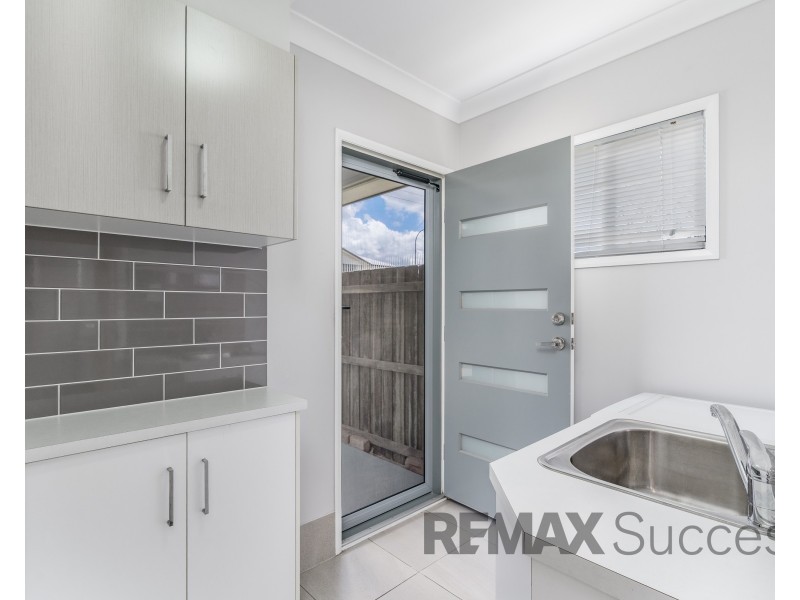 2/541 South Street, Glenvale QLD 4350