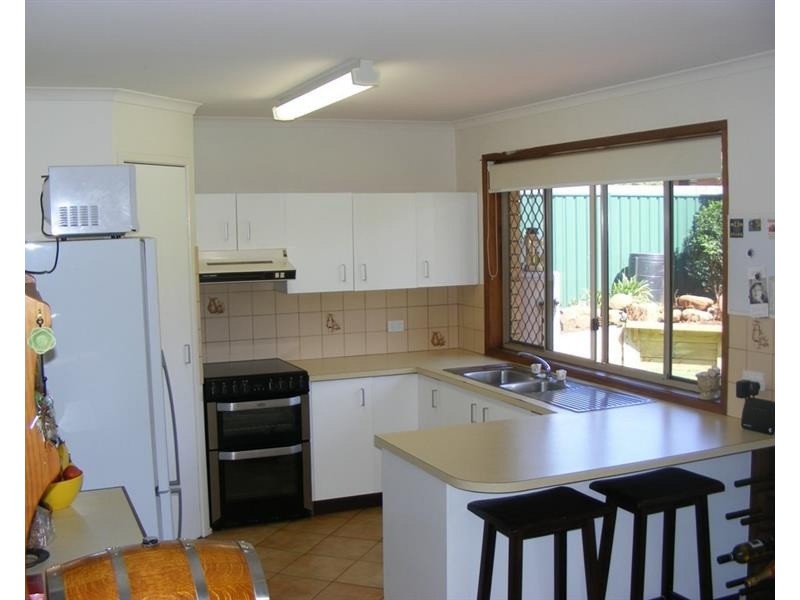 39 Riethmuller Street, Kearneys Spring QLD 4350