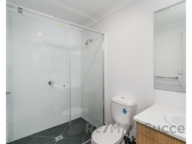 15 Aquila Drive, Meringandan West QLD 4352