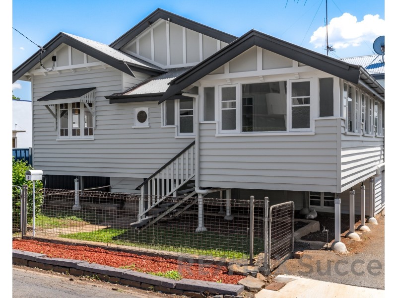 9 William Street, East Toowoomba QLD 4350