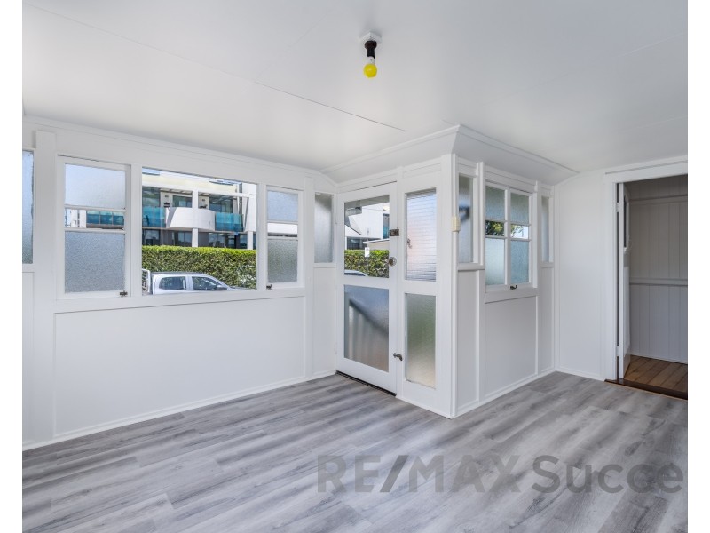 9 William Street, East Toowoomba QLD 4350