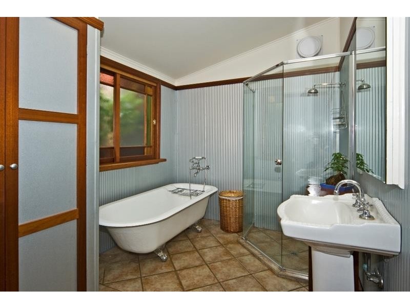 161 Bridge St, East Toowoomba QLD 4350