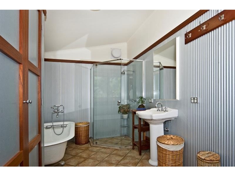 161 Bridge St, East Toowoomba QLD 4350