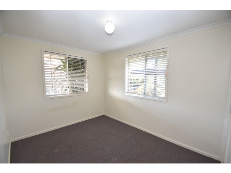 2/24 Chopin Street, Rockville QLD 4350
