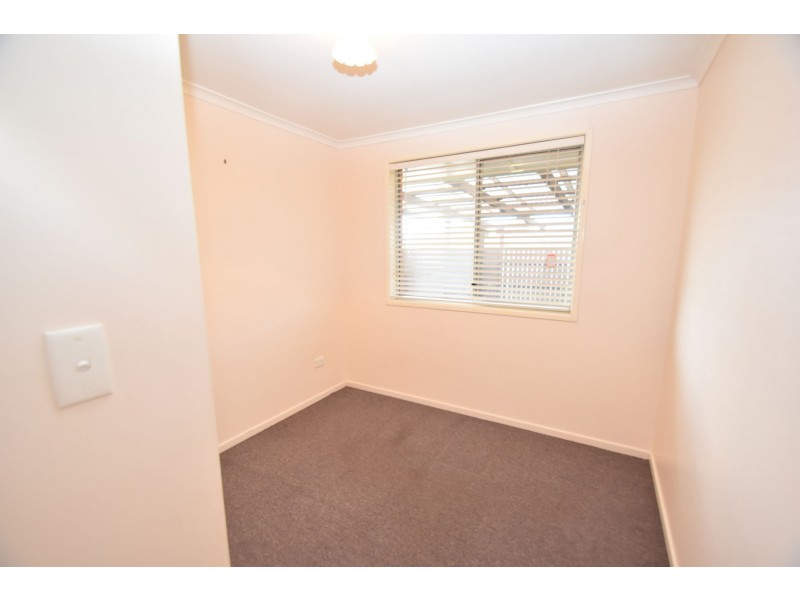 2/24 Chopin Street, Rockville QLD 4350