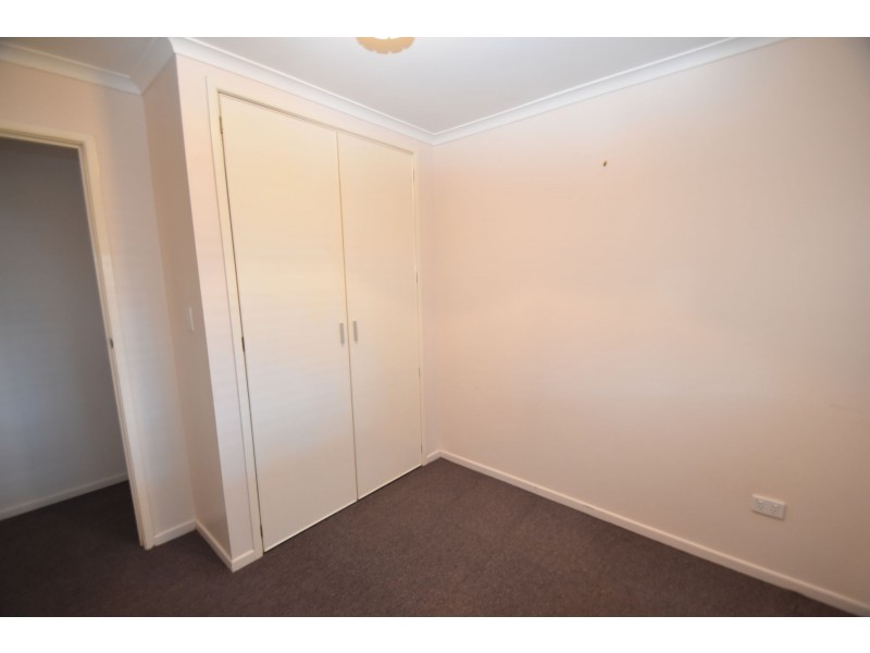 2/24 Chopin Street, Rockville QLD 4350