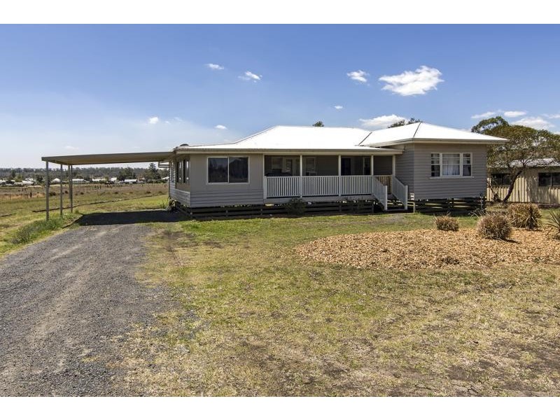 5 Scott Road, Jondaryan QLD 4403