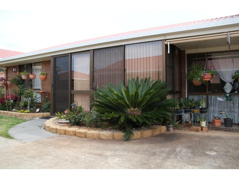 258 Spring Street, Kearneys Spring QLD 4350