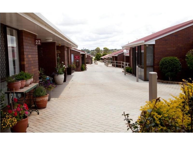 258 Spring Street, Kearneys Spring QLD 4350