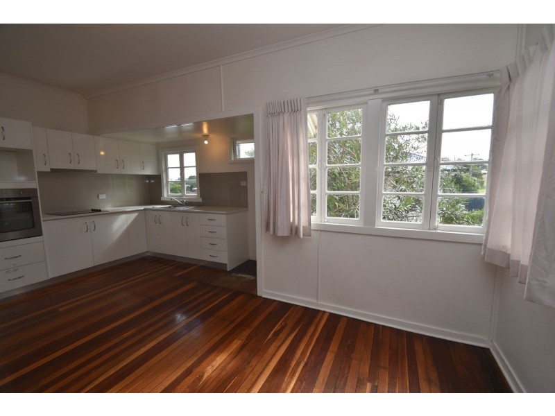 25 Yeates Street, Harlaxton QLD 4350