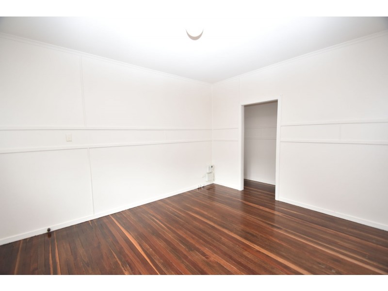 25 Yeates Street, Harlaxton QLD 4350