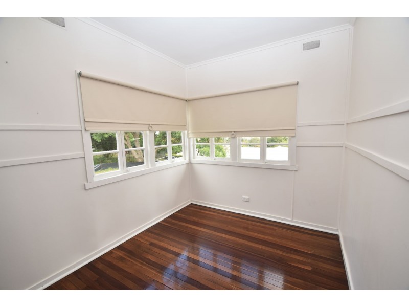 25 Yeates Street, Harlaxton QLD 4350
