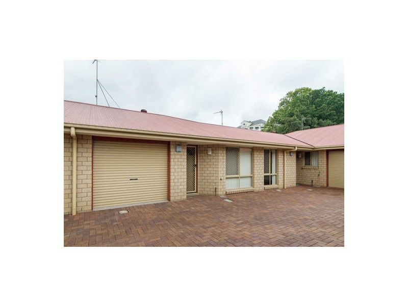 2/10 Cohoe Street, East Toowoomba QLD 4350