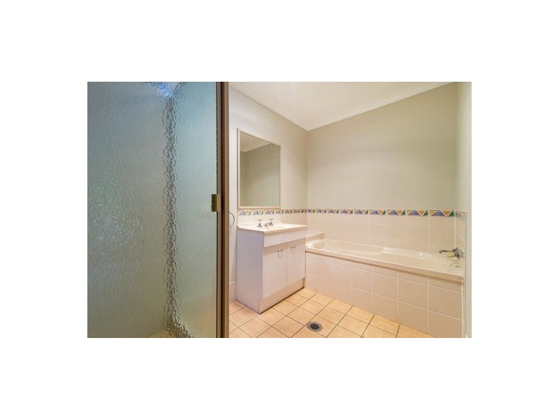 2/10 Cohoe Street, East Toowoomba QLD 4350