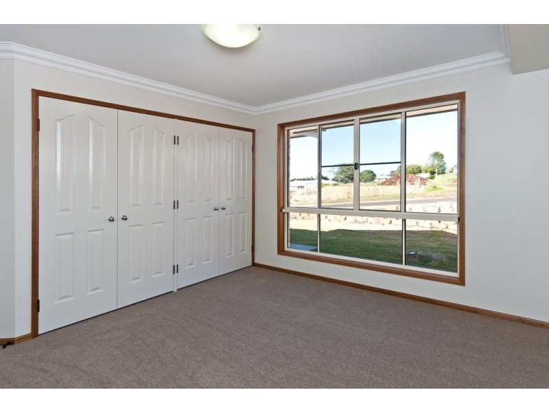 17 McMorrow Street, Kearneys Spring QLD 4350