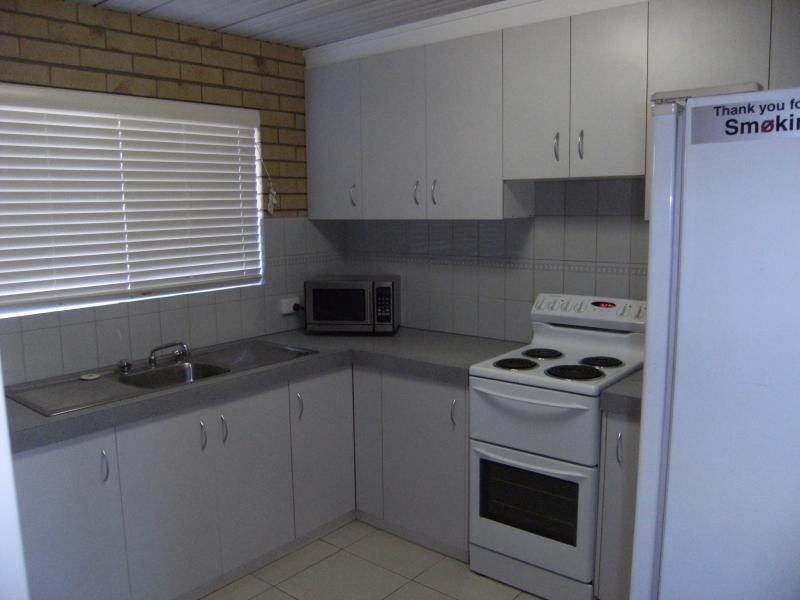 2/17 Hoepper Street, Kearneys Spring QLD 4350