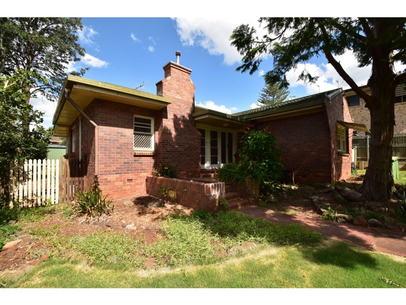 78 Ramsay  Street, Centenary Heights QLD 4350